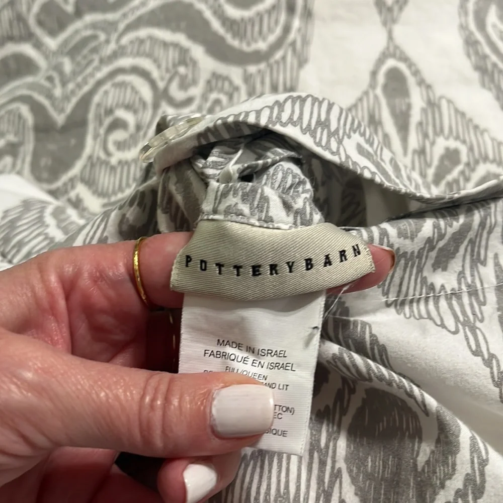Pottery Barn size queen